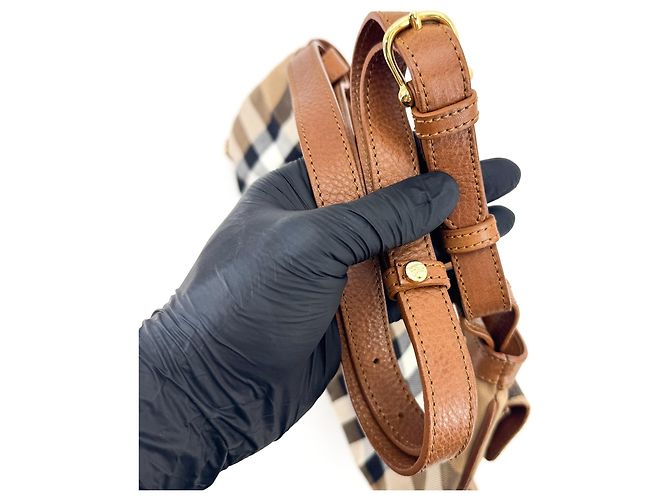 Burberry Schultertasche Nova Check beschichtetes Canvas Small Schwarz - Ansicht 7