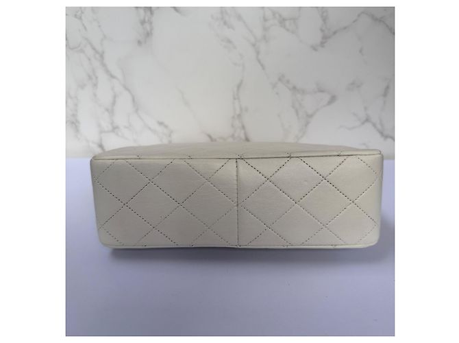Timeless Borsa Chanel Classic Flap Small in pelle di agnello bianca Bianco - vista 11