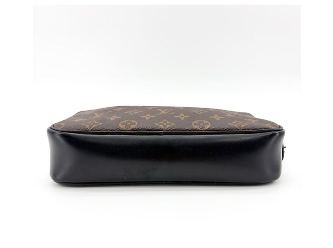 Louis Vuitton Trousse Blush Monogram Canvas GM Marron - vue 5