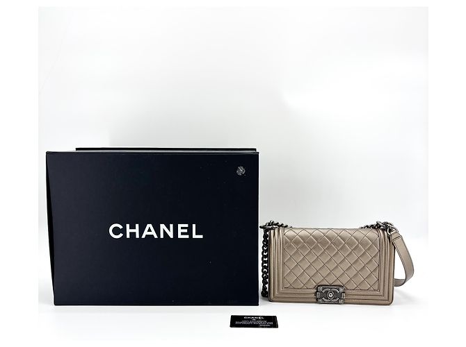 Chanel Boy Flap Quilted Calfskin Small Metallico - vista 2