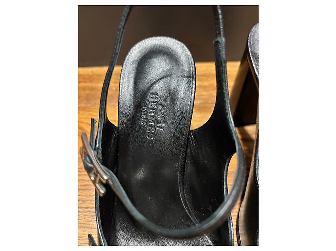Hermès Décolleté Slingback Jackie 90 in pelle nera Nero - vista 5