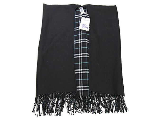 Capa Chal Reversible Burberry Negro - vista 3