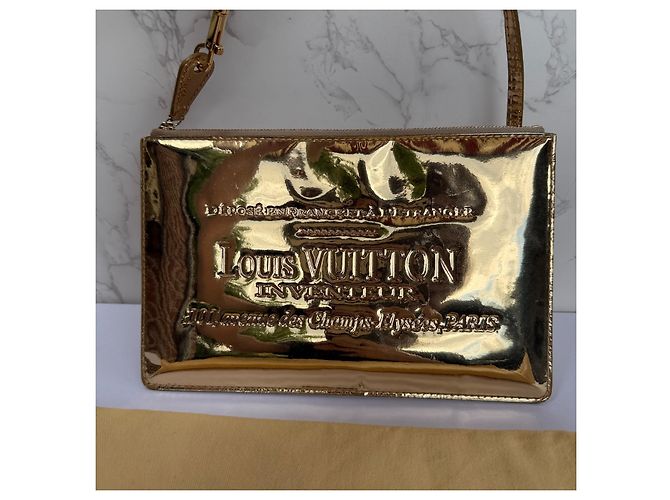 Louis Vuitton Pochette NM Clutch Gold Vernis D'oro - vista 7