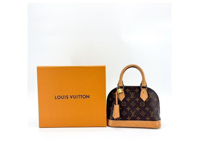Louis Vuitton Alma Monogram Canvas BB Marrom - vista 2