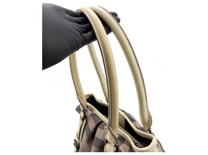 Burberry Manor Quilted Leather Large Preto - vista 7
