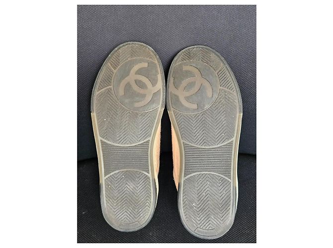 Chanel Sneaker aus rosa Wildleder und Stoff Pink - Ansicht 18