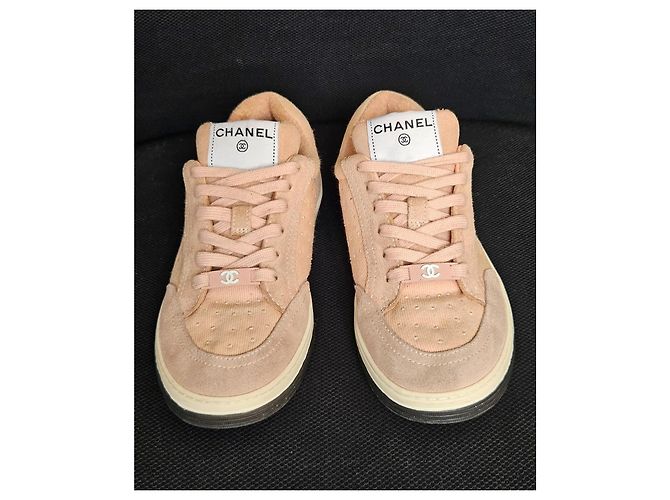 Chanel Sneaker aus rosa Wildleder und Stoff Pink - Ansicht 3