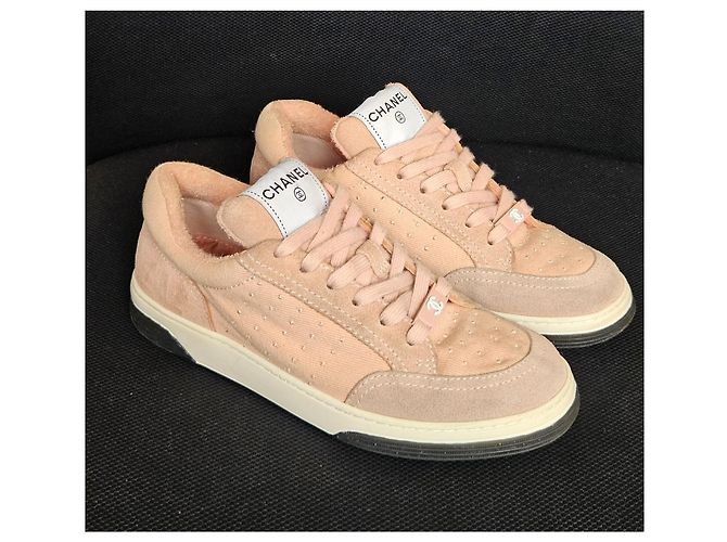 Chanel Sneaker aus rosa Wildleder und Stoff Pink - Ansicht 5