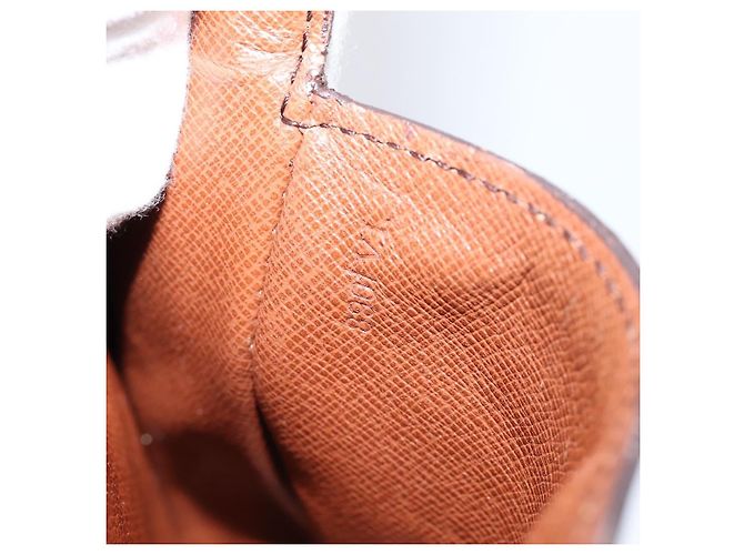 LOUIS VUITTON Monogram Saint Cloud PM Shoulder Bag M51244 LV Auth ep16035 Monograma - vista 12