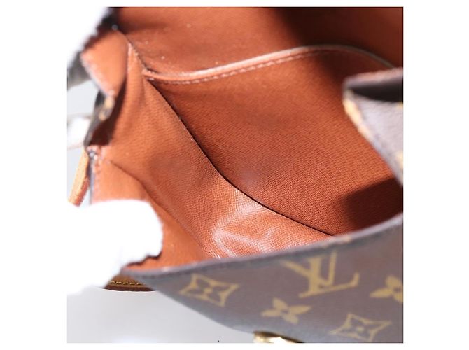 LOUIS VUITTON Monogram Saint Cloud PM Shoulder Bag M51244 LV Auth ep16035 Monograma - vista 25