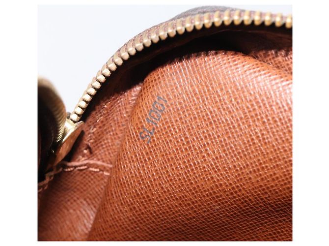 LOUIS VUITTON Monogram Marly Dragonne GM Clutch Bag M51825 LV Auth ep15995 Monogramma - vista 12