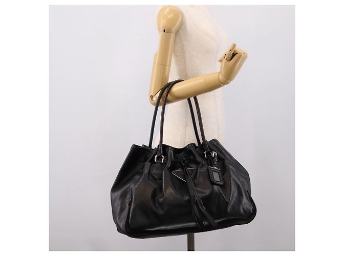 Bolso Tote PRADA de cuero negro plata Auth 205973M - vista 25