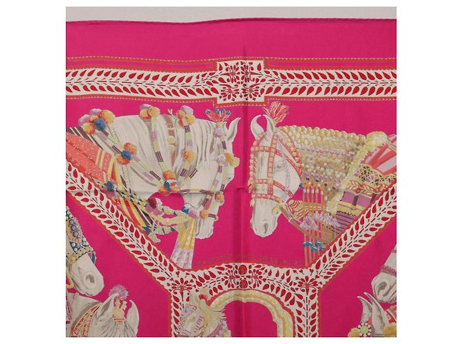 Hermès HERMES Foulard Carré 90 Seta Rosa "LA DANSE DU CHEVAL MARAWARI" Auth ki6868M Giallo - vista 15