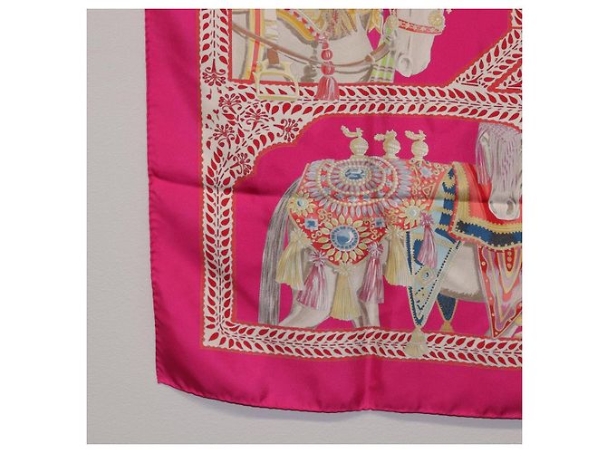 Hermès HERMES Foulard Carré 90 Seta Rosa "LA DANSE DU CHEVAL MARAWARI" Auth ki6868M Giallo - vista 20