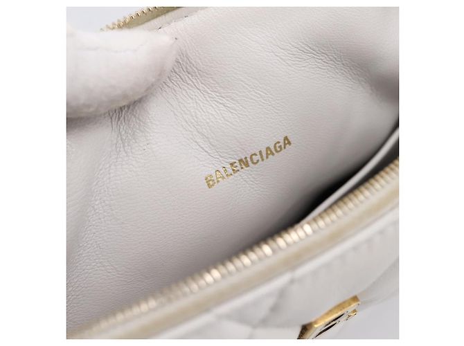 BALENCIAGA Camera Bag Borsa a Tracolla Pelle White Gold 600325 Auth ep16124A Bianco D'oro - vista 21