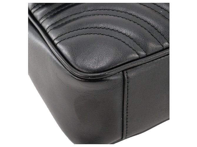 GUCCI - Bolsa de ombro GG Marmont Medium Gucci em couro liso preto - vista 6