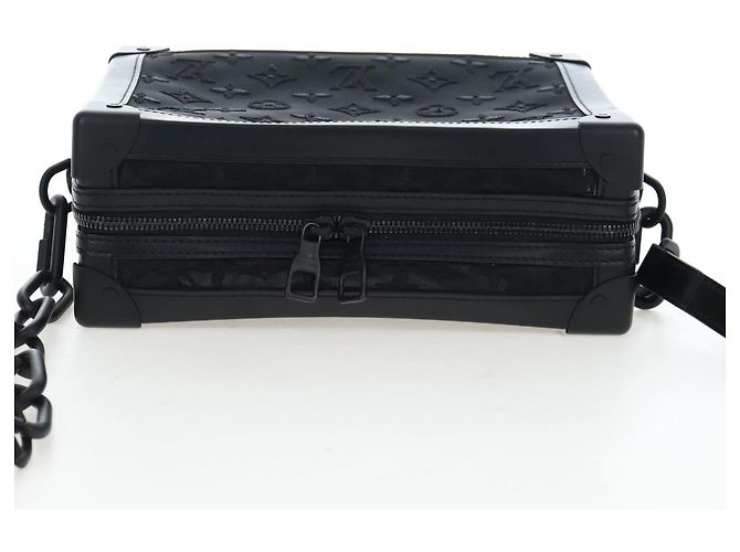 LOUIS VUITTON Monogram Mesh Soft Trunk Shoulder Bag Black M53964 LV Auth 203133M Nero - vista 6