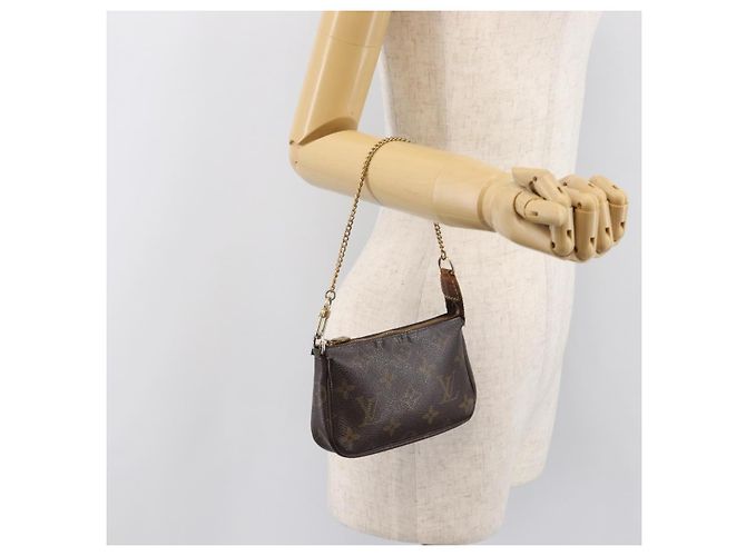 LOUIS VUITTON Monogram Mini Pochette Accessoires Pouch N41667 LV Auth bs37115 Monograma - vista 23