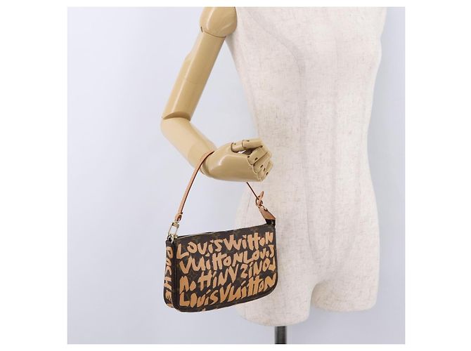 LOUIS VUITTON graffiti Pochette Accessoires Pouch M92193 LV Auth ka6305SAV Naranja - vista 22