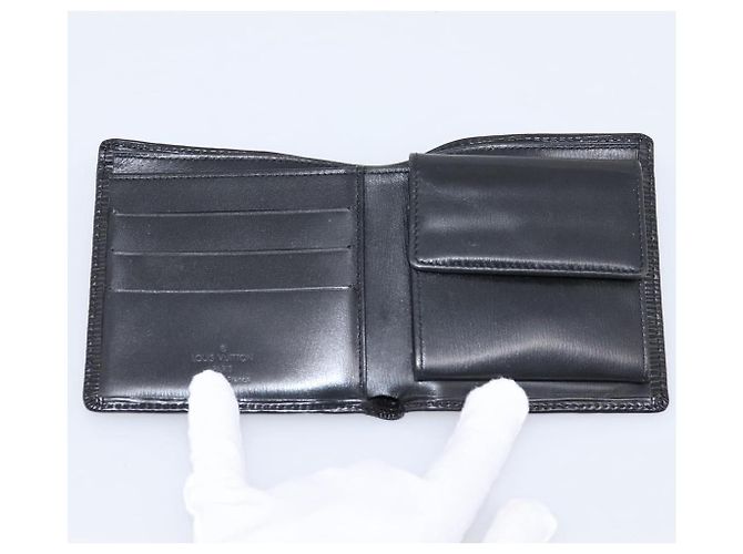 LOUIS VUITTON Epi Portefeuille Marco Bifold Wallet Black M63652 LV Auth 206143V Negro - vista 8