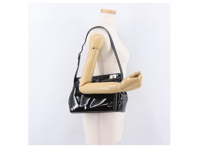 Borsa a tracolla GUCCI in pelle verniciata Nero Argento 001 2113 1677 Auth ka6380 - vista 34