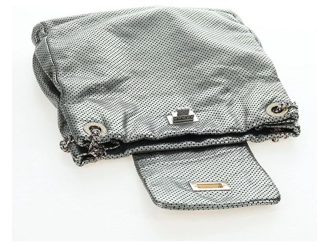 Borsa a tracolla con catena CHANEL 2.55 in pelle traforata Verde Argento CC Auth bs37393V D'oro - vista 17