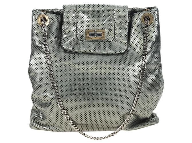Borsa a tracolla con catena CHANEL 2.55 in pelle traforata Verde Argento CC Auth bs37393V D'oro - vista 2