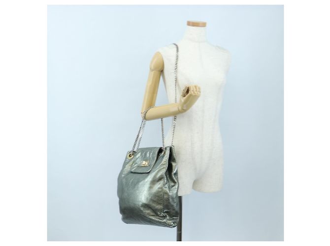 Borsa a tracolla con catena CHANEL 2.55 in pelle traforata Verde Argento CC Auth bs37393V D'oro - vista 27
