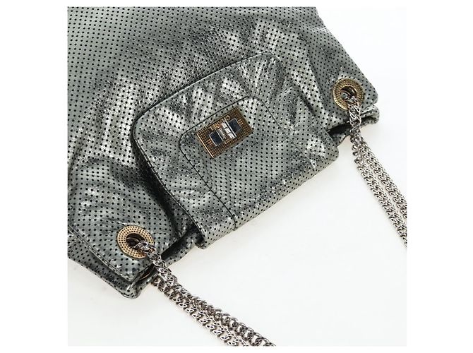 Borsa a tracolla con catena CHANEL 2.55 in pelle traforata Verde Argento CC Auth bs37393V D'oro - vista 6