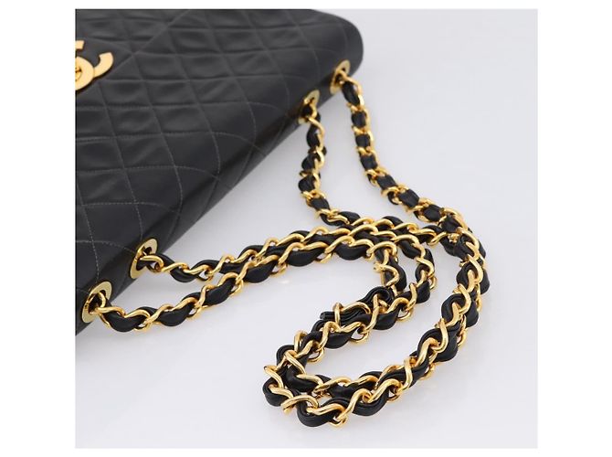 CHANEL Matelasse Big Matelasse 34 Borsa a Tracolla Lamb Skin Black CC Auth mr2970SAV Nero - vista 7