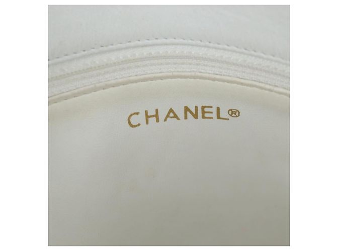 Borsa a tracolla CHANEL Matelasse con catena in pelle d'agnello Bianco Gold CC Auth bs37211 D'oro - vista 21