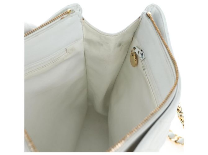 Borsa a tracolla CHANEL Matelasse con catena in pelle d'agnello Bianco Gold CC Auth bs37211 D'oro - vista 24
