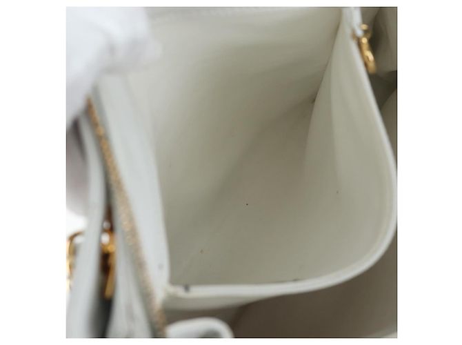 Borsa a tracolla CHANEL Matelasse con catena in pelle d'agnello Bianco Gold CC Auth bs37211 D'oro - vista 27
