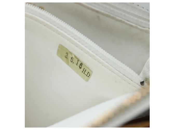 Borsa a tracolla CHANEL Matelasse con catena in pelle d'agnello Bianco Gold CC Auth bs37211 D'oro - vista 30