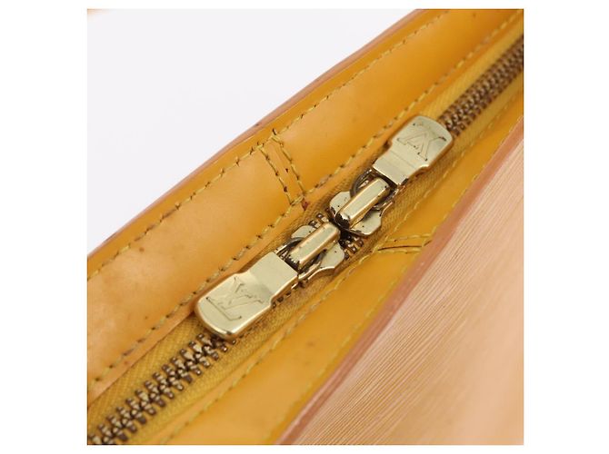 Bolso de hombro LOUIS VUITTON Epi Lussac Amarillo M52289 LV Auth ka6366 - vista 22