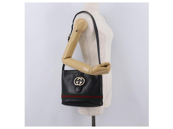 Bolsa de Ombro GUCCI Web Sherry Line em Couro Preto e Dourado Auth 206101 - vista 30