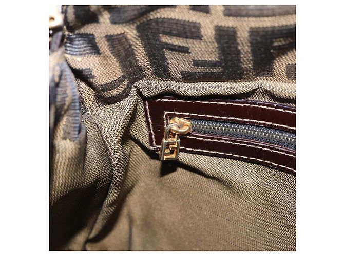 Borsa a Tracolla FENDI Zucca Canvas Mamma Baguette Nero e Marrone Auth LN208V - vista 27