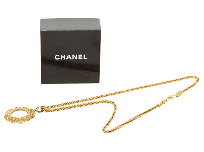 Collana lunga Chanel con pendente a lente d'ingrandimento placcata oro D'oro - vista 8