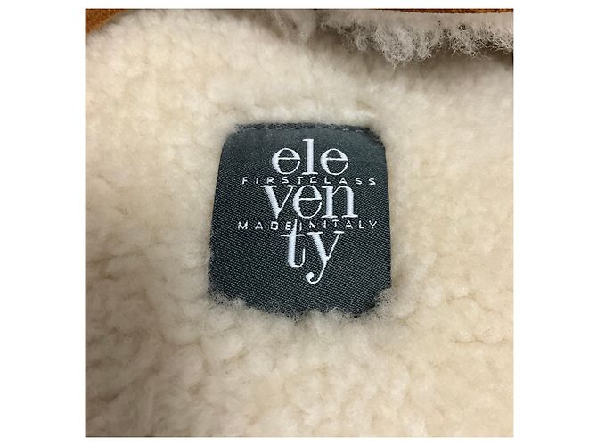 Autre Marque Chaqueta de gamuza forrada de piel de oveja Cognac Eleventy con cuello de piel de zorro Camello - vista 4