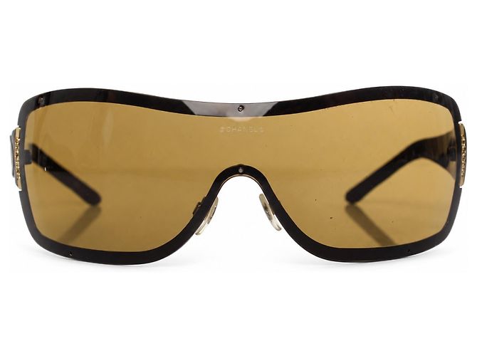 Chanel, gafas de sol shield marrones con acolchado Castaño - vista 2