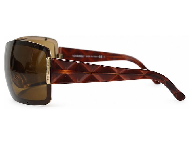 Chanel, gafas de sol shield marrones con acolchado Castaño - vista 4