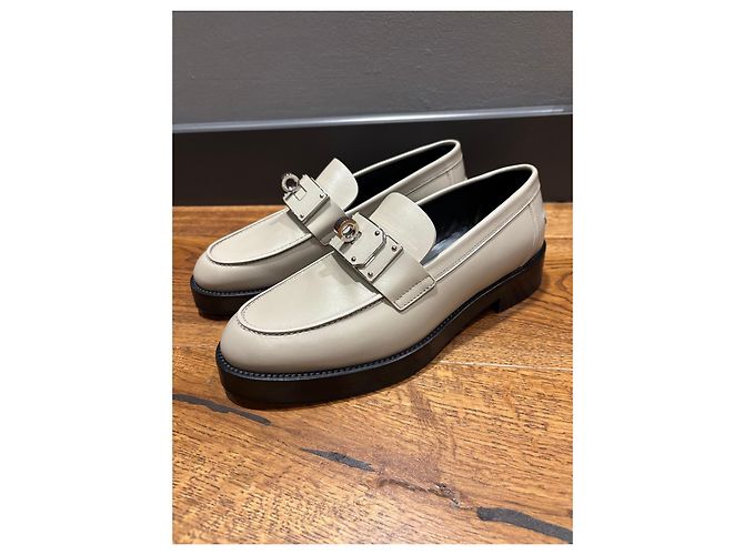 Hermès Hot Loafer in Beige Leder, Größe 38 - Ansicht 11