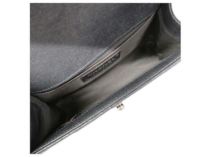 Bolso de hombro Chanel Boy Chain Castaño - vista 4