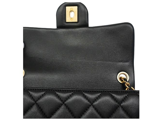 Timeless Chanel Matelassé Schultertasche mit Kette Schwarz - Ansicht 7