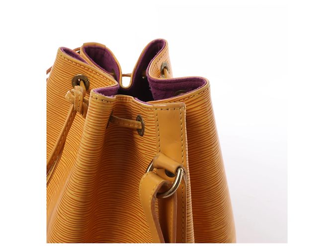 Sac à épaule Louis Vuitton Noe en cuir Epi Jaune Rouge - vue 4