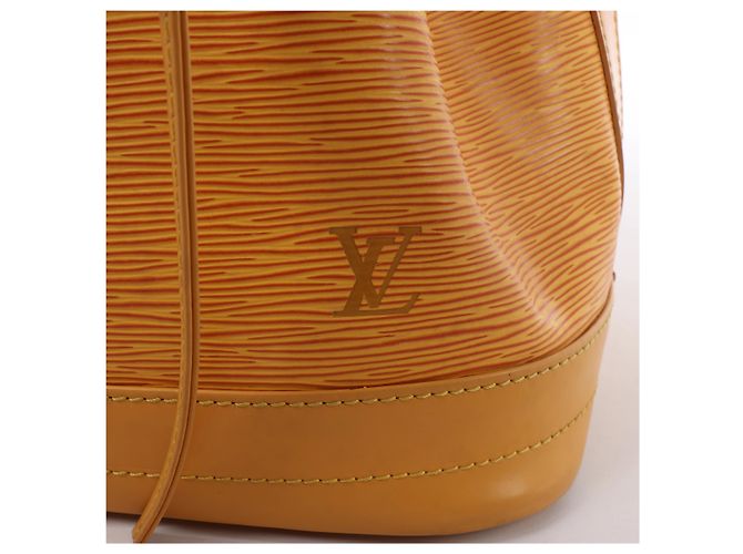 Sac à épaule Louis Vuitton Noe en cuir Epi Jaune Rouge - vue 7