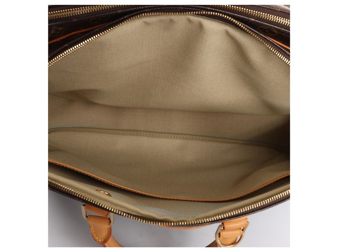 Borsa da viaggio Louis Vuitton Alize 24H Monogram Canvas in marrone M41399 Beige - vista 12