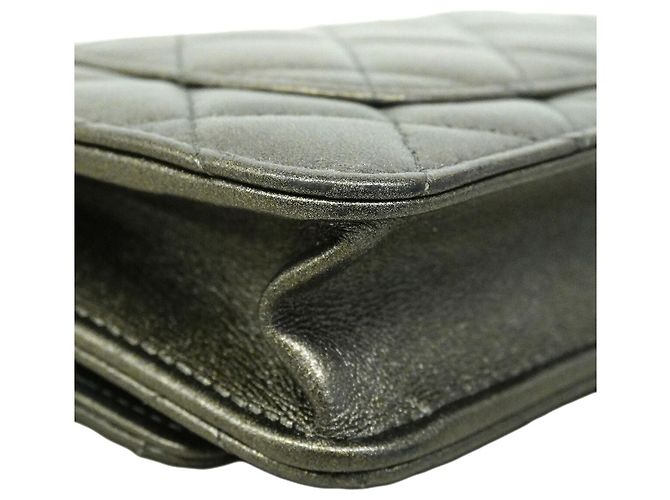 Portafoglio a spalla con catena Chanel Matelassé in Gray Marrone - vista 6