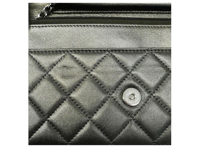 Portafoglio a spalla con catena Chanel Matelassé in Gray Marrone - vista 8