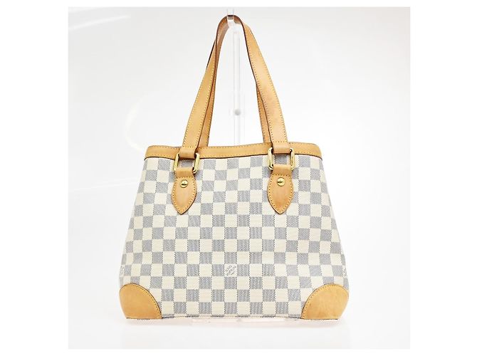 Louis Vuitton Hampstead Damier PM Blanco - vista 2